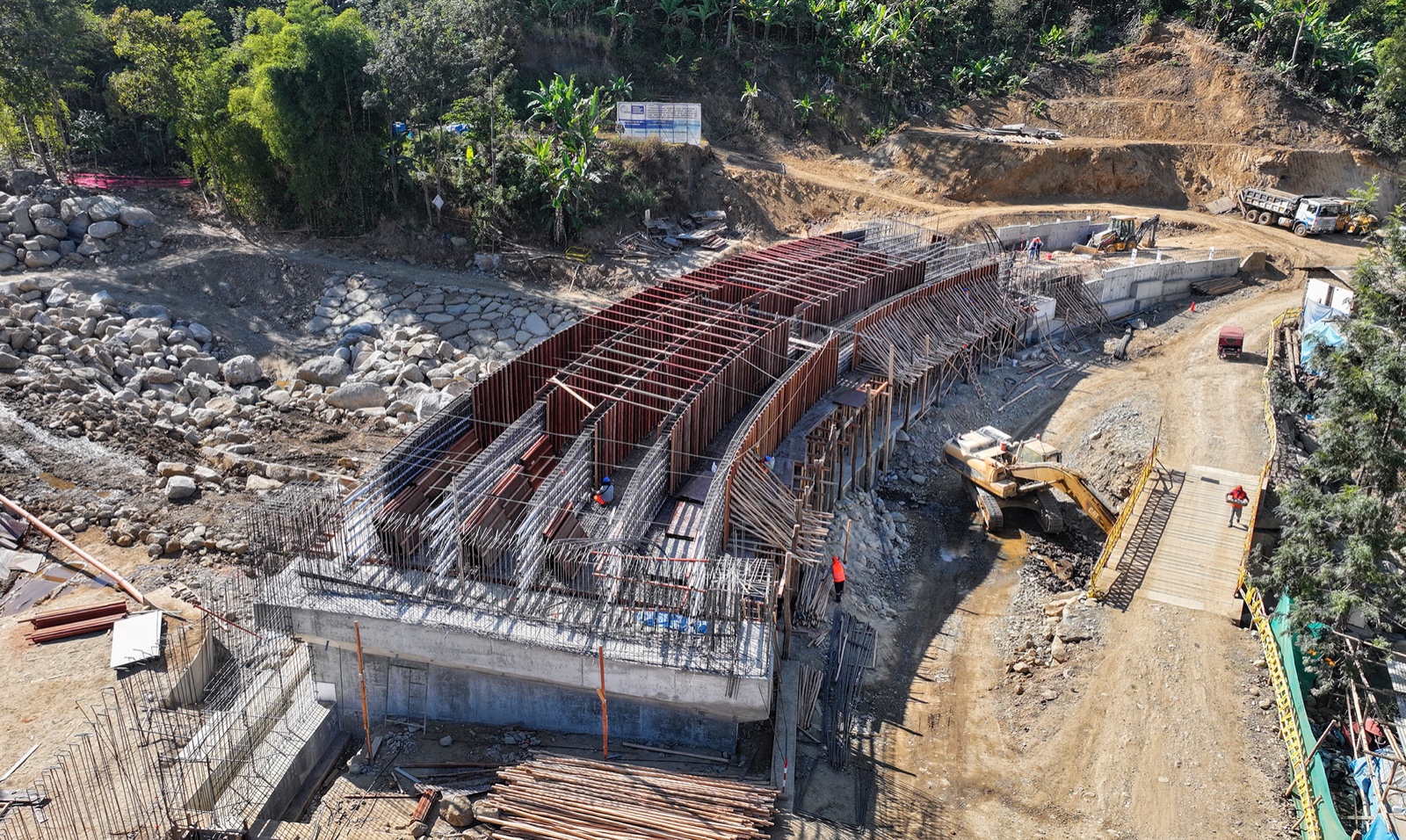 Puente San Antonio que construye el GORE en San Miguel de El Faique beneficiará a 10 mil pobladores
