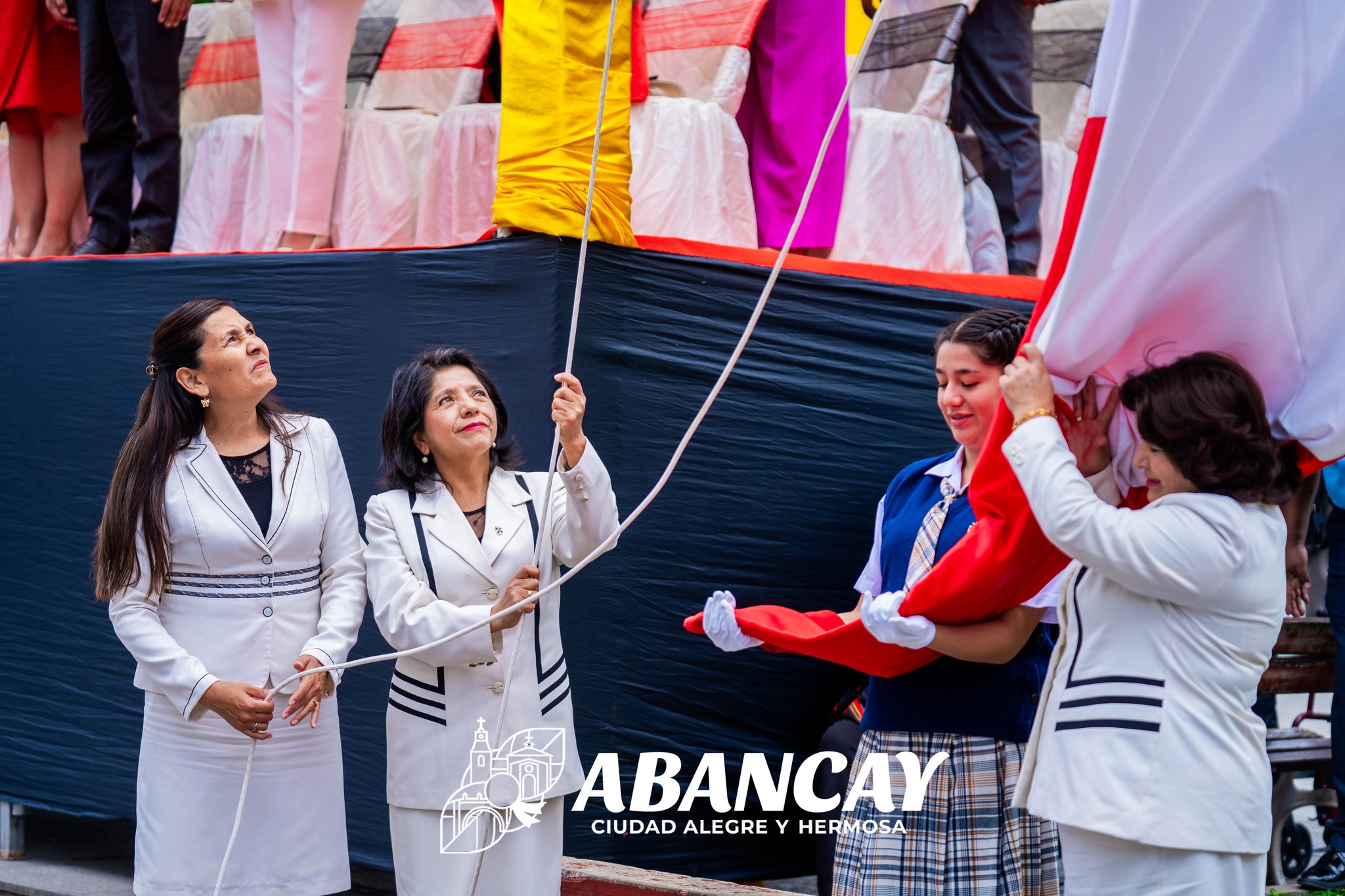 💯Abancay Celebra El 86° Aniversario Del Colegio Santa Rosa.