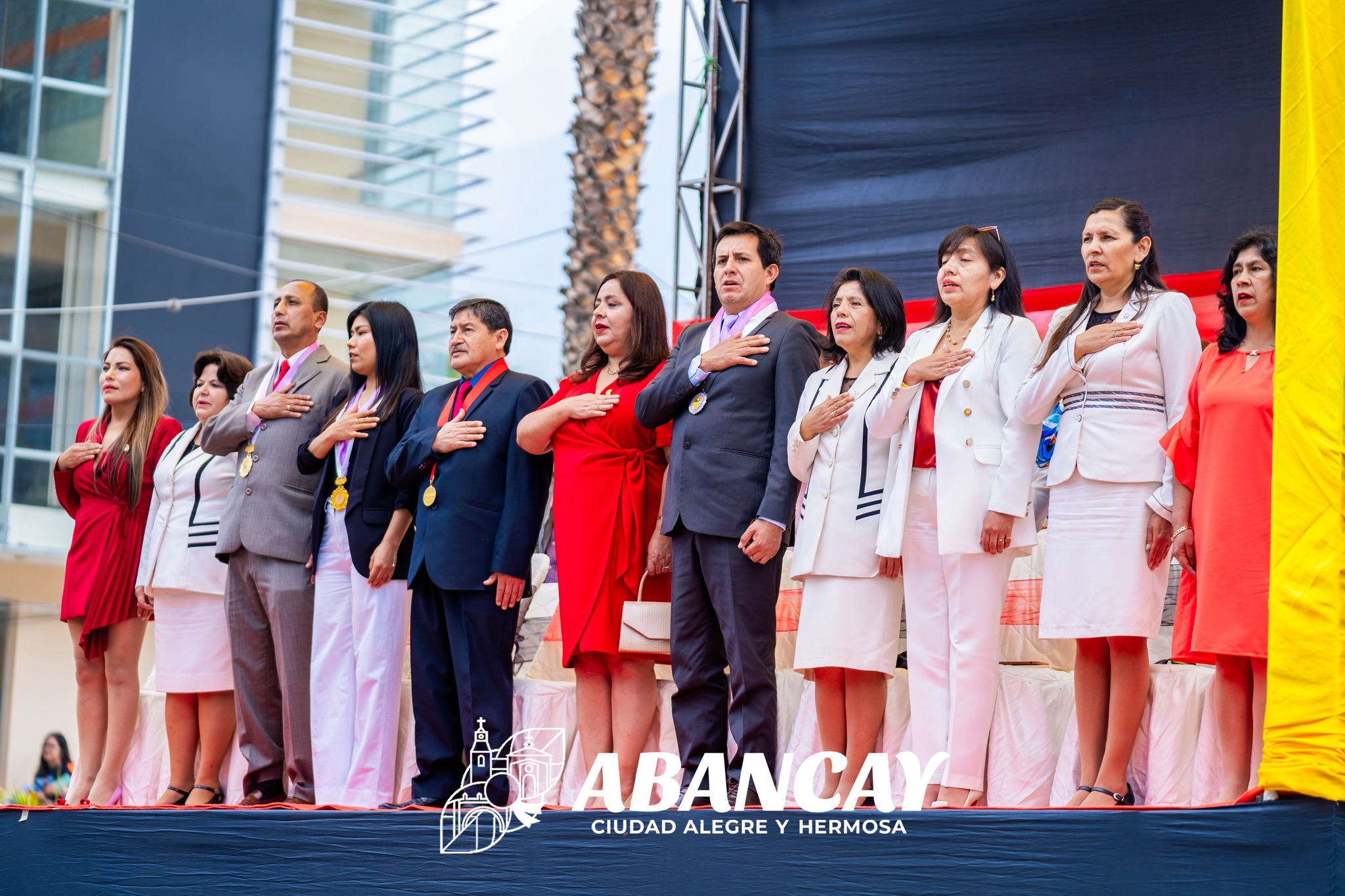 💯Abancay Celebra El 86° Aniversario Del Colegio Santa Rosa.