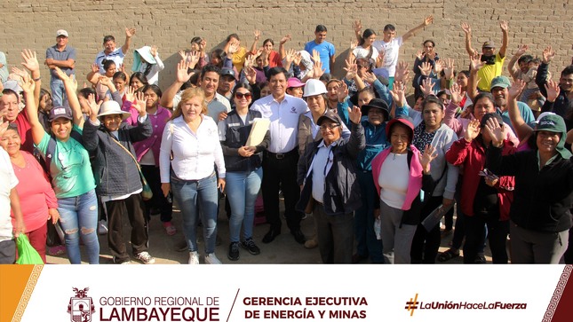 El Gobierno Regional Lambayeque, a través de la Gerencia Ejecutiva de Energía y Minas sostuvo una reunión con los pobladores de los asentamientos humanos "San Pedro", "San Juan La Huaca", "Laureles","28 de julio" y "San Pedro La Hacienda" ubicado al noroeste de Simón Bolívar, donde se viene realizando trabajos de campo para la elaboración del proyecto “Creación del servicio de suministro eléctrico domiciliario en zonas urbanas de sectores periféricos del distrito de Chiclayo de la provincia de Chiclayo del departamento de Lambayeque”.