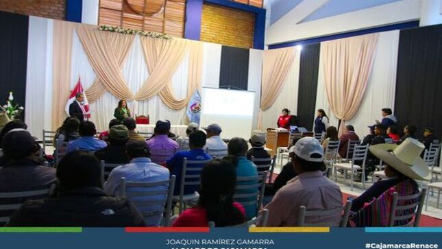 🤗 La Municipalidad Provincial de Cajamarca, a través de Recursos Humanos, en alianza con el Ministerio de la Mujer y el área de Desarrollo Social y Humano, viene brindando charlas sobre enfoque de género y hostigamiento sexual laboral.
💡 Estas charlas tienen como finalidad capacitar al personal de las diferentes áreas de la MPC, brindando información sobre los procedimientos a seguir en caso de enfrentarse a situaciones de acoso sexual. De esta manera, se busca mejorar el clima y ambiente laboral, garantizando el bienestar de todos los trabajadores.
👍 Finalmente, la directora general de Gestión de Recursos Humanos, Carmen Hurtado, mencionó que, la Oficina de Procedimientos Administrativos Disciplinarios, desempeña un papel esencial en el mantenimiento de un ambiente laboral sano y seguro para todos los trabajadores, creando un entorno de trabajo más armonioso y productivo, lo que favorece el desarrollo de las actividades y el bienestar del personal.
