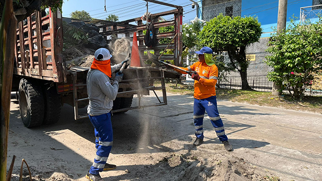 Maynas se mantiene limpia gracias a equipo de desmontes