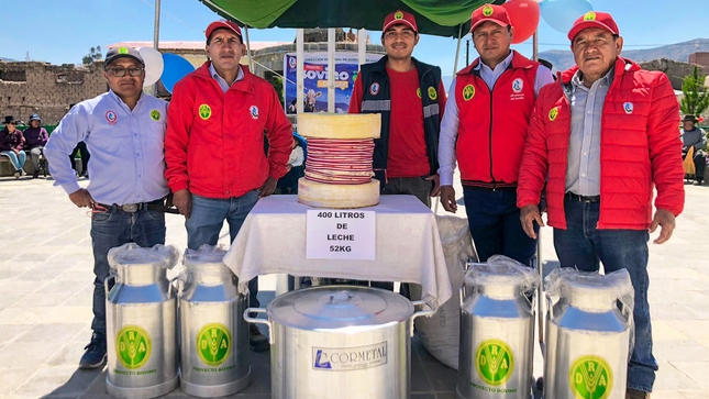 DRA Ayacucho presentó el queso más grande de la región en Andamarca 