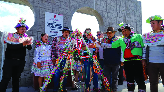 Inauguración de las pistas y veredas del C.P de Parco Chacapunco