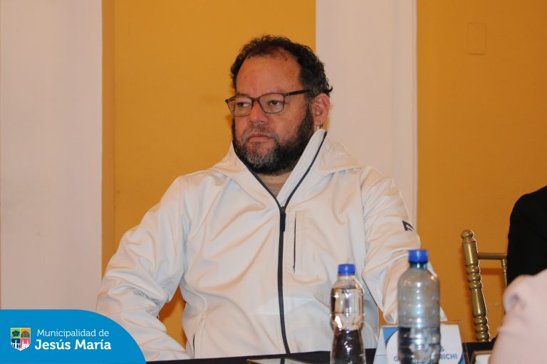 Con la transparencia que nos caracteriza, transmitimos las sesiones del Concejo Municipal en vivo. Nuestro alcalde Jesús Gálvez, en coordinación con los regidores realizan acuerdos para el bienestar de todos los jesusmarianos.
Mira la transmisión aquí: bit.ly/4dnGZBh
