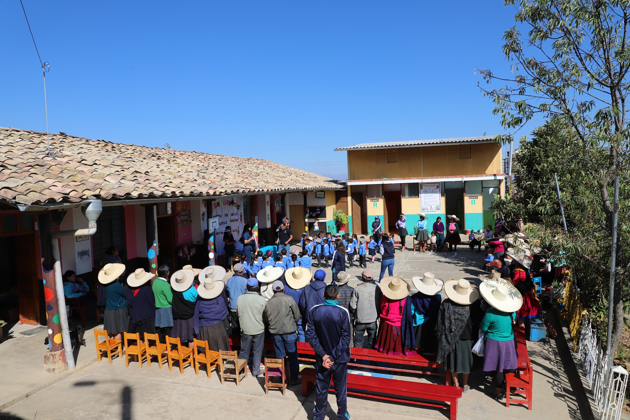 Campaña médica en Colcabamba