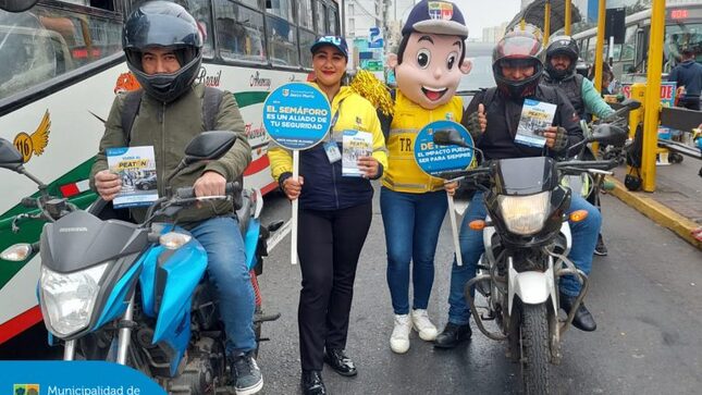 Continuamos con nuestra campaña de concientización con el objetivo de promover el cumplimiento de las normas de tránsito  y evitar accidentes. En esta oportunidad se realizó en el cruce de las avenidas Brasil con 28 de Julio y con jirón Nazca.