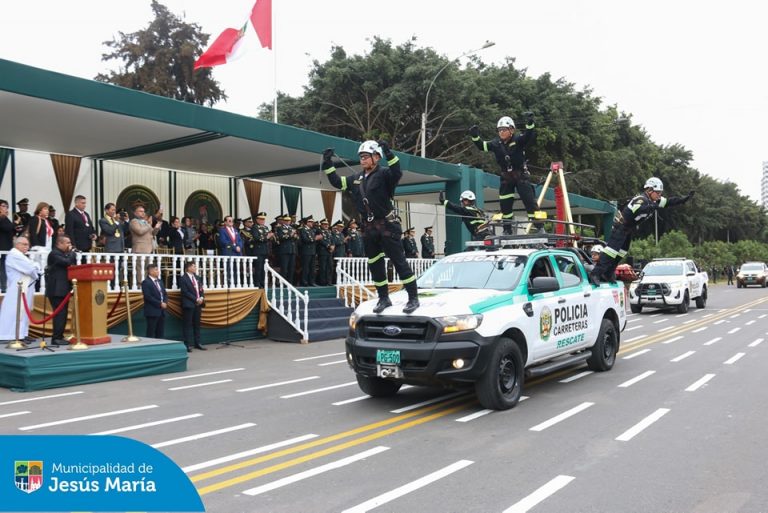 Nuestro alcalde Jesús Gálvez estuvo presente en la ceremonia por el 8avo. aniversario de la Dirección Nacional de Orden y Seguridad PNP. 🚨
Saludamos y felicitamos a todos los efectivos policiales por su compromiso, valentía y dedicación en la protección de nuestra comunidad y el mantenimiento del orden.