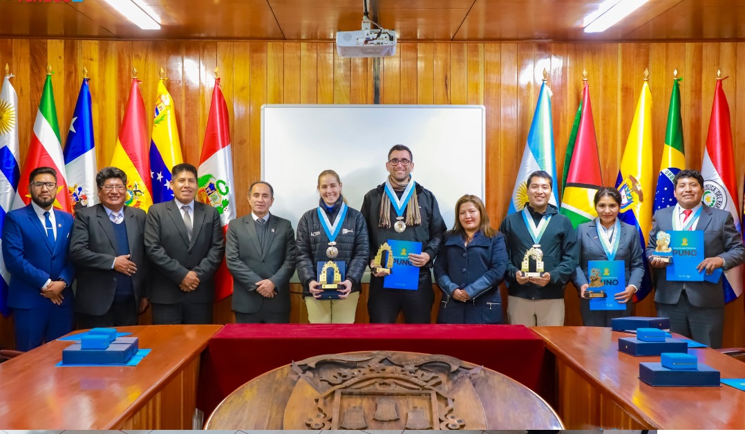 Municipalidad de Puno trabaja estrategias para la promoción de la Festividad Virgen de la Candelaria con PROMPERU