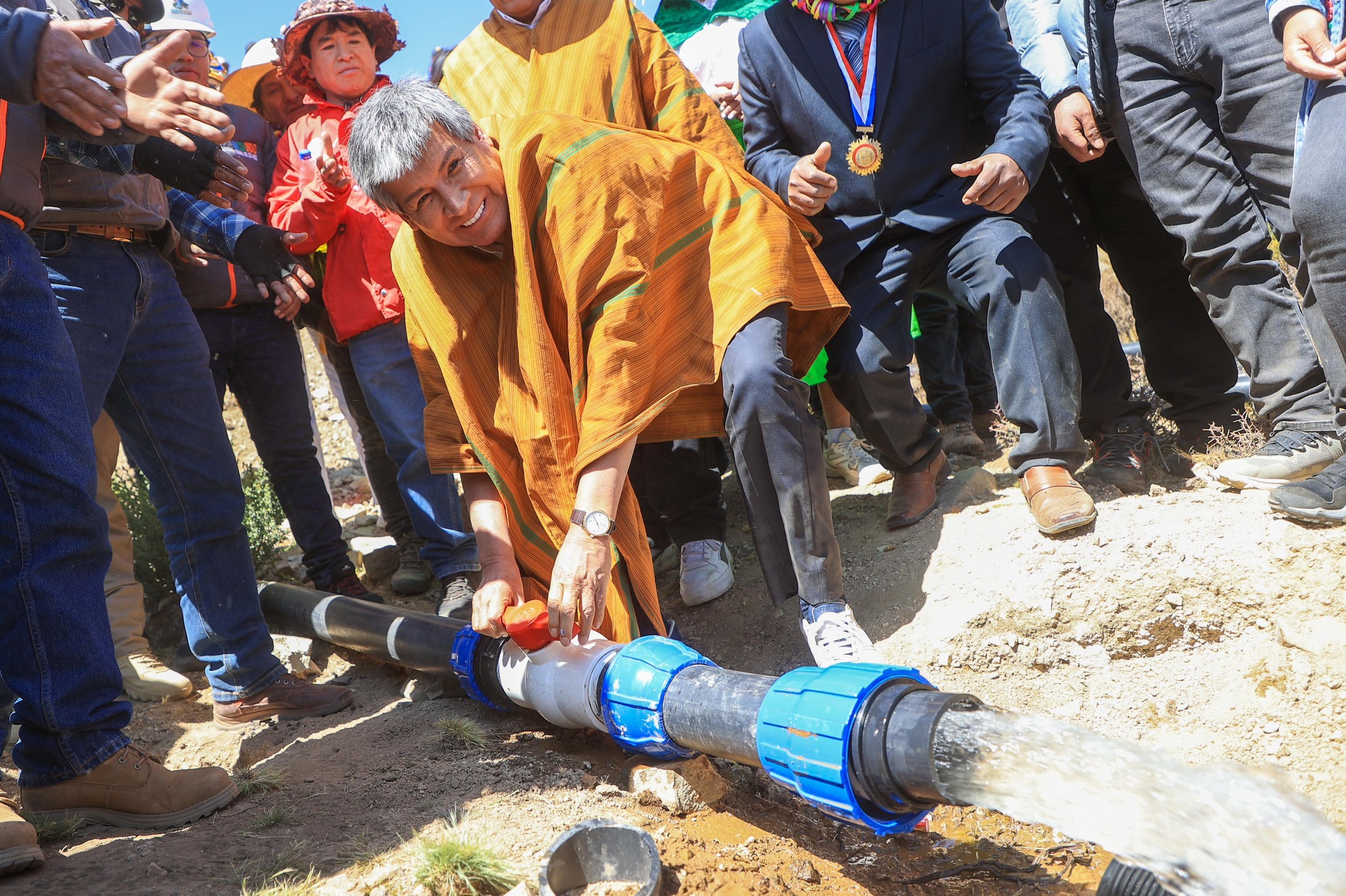 Gobernador regional realizó lanzamiento de proyecto "Siembra y cosecha de agua" 