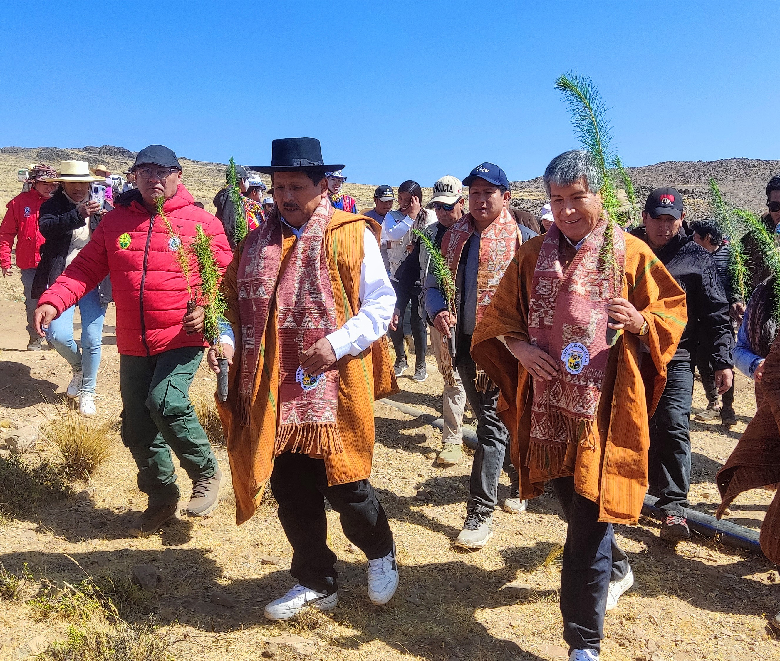Gobernador regional realizó lanzamiento de proyecto "Siembra y cosecha de agua" 