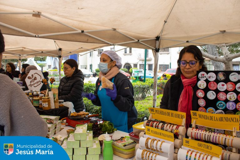 Estamos este sábado 31 y domingo 1 de setiembre para aprovechar los increíbles precios. 📷 Te esperamos en el Parque Huiracocha

📷 de 8:00 a.m. a 4:00 p.m.