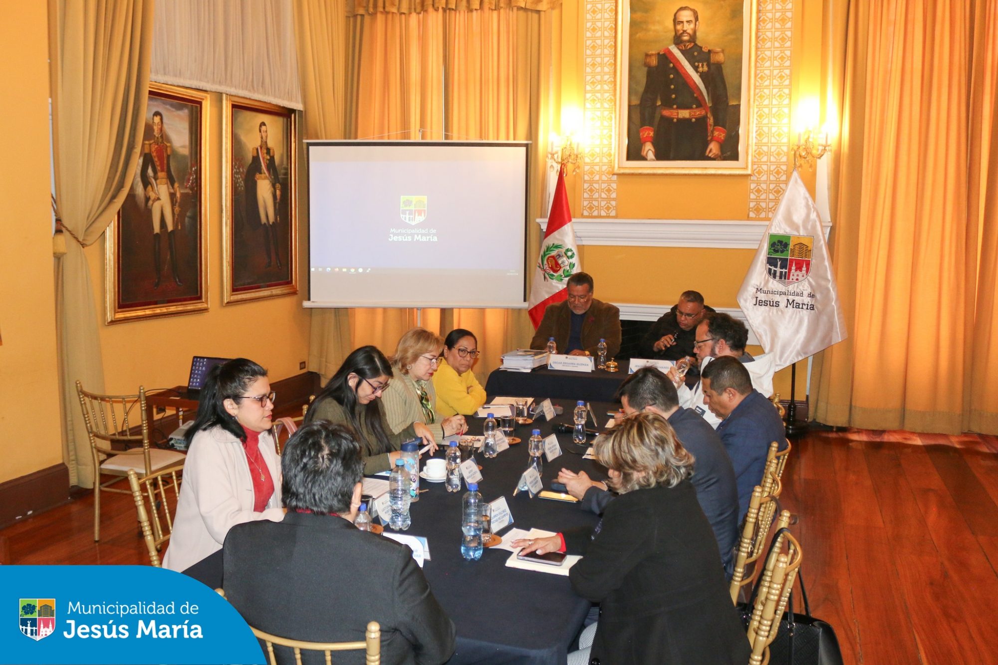 Nuestro alcalde, Jesús Gálvez, lideró la Sesión Ordinaria de Concejo realizada en el Salón Cáceres del Palacio Municipal.
Mira el video completo y conoce todos los acuerdos realizados bit.ly/4cJGKiz