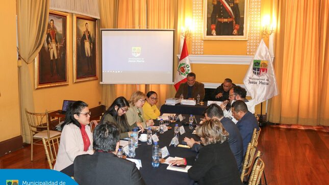  Nuestro alcalde, Jesús Gálvez, lideró la Sesión Ordinaria de Concejo realizada en el Salón Cáceres del Palacio Municipal.
Mira el video completo y conoce todos los acuerdos realizados  bit.ly/4cJGKiz