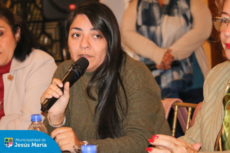 Nuestro alcalde, Jesús Gálvez, lideró la Sesión Ordinaria de Concejo realizada en el Salón Cáceres del Palacio Municipal.
Mira el video completo y conoce todos los acuerdos realizados bit.ly/4cJGKiz