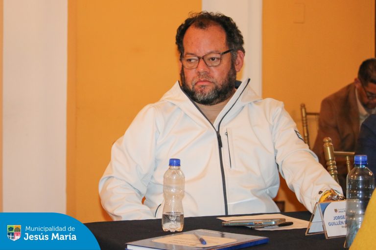 Nuestro alcalde, Jesús Gálvez, lideró la Sesión Ordinaria de Concejo realizada en el Salón Cáceres del Palacio Municipal.
Mira el video completo y conoce todos los acuerdos realizados bit.ly/4cJGKiz