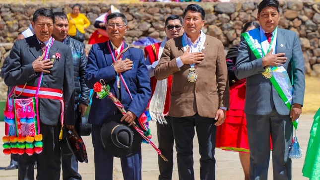 Municipalidad de Puno se une a las celebraciones por el vigésimo cuarto (XXIV) aniversario de creación política de Collacachi