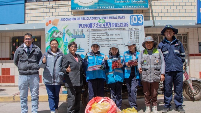 ¡Por una adecuada segregación de residuos sólidos! Estudiantes acopian más de 200 kilos de residuos inorgánicos aprovechables