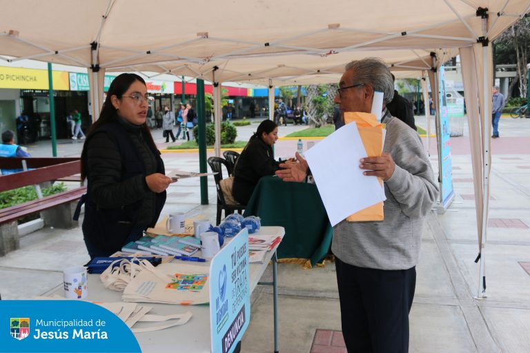 Se realizó la Feria de Sensibilización ¡No al trabajo infantil! 🚫, allí nuestros vecinos recibieron asesoría legal y psicológica gratuita, mientras qur los más pequeños disfrutaron de una tarde llena de juegos lúdicos y aprendizaje. 🧠🎈
🙌 Un agradecimiento especial a UDAVIT FISTRAP, al Ministerio Público – Fiscalía de la Nación del Perú, a la Policía Nacional y a la Fiscalía Provincial Especializada en Delitos de Trata de Personas por su valiosa colaboración.