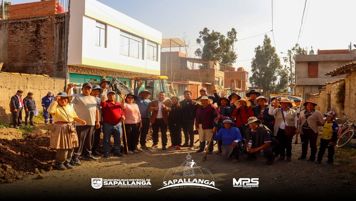 Inicio de Obra de agua y desague para la pronta pavimentación del barrio San Bernardo