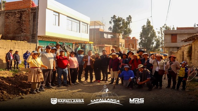 Inicio de Obra de agua y desague para la pronta pavimentación del barrio San Bernardo