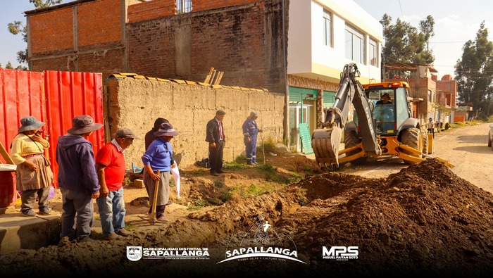 Inicio de Obra de agua y desague para la pronta pavimentación del barrio San Bernardo