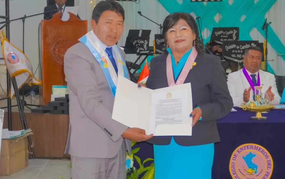 Municipalidad de Puno saluda al Colegio de Enfermeros que celebra sus 47° Aniversario