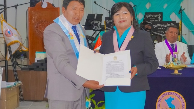 Municipalidad de Puno saluda al Colegio de Enfermeros que celebra sus 47° Aniversario