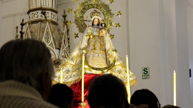 Municipalidad Provincial de Puno presente en el novenario de la natividad de la Virgen Maria