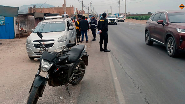 Municipalidad de Aucallama participa en operativo de tránsito para frenar la informalidad