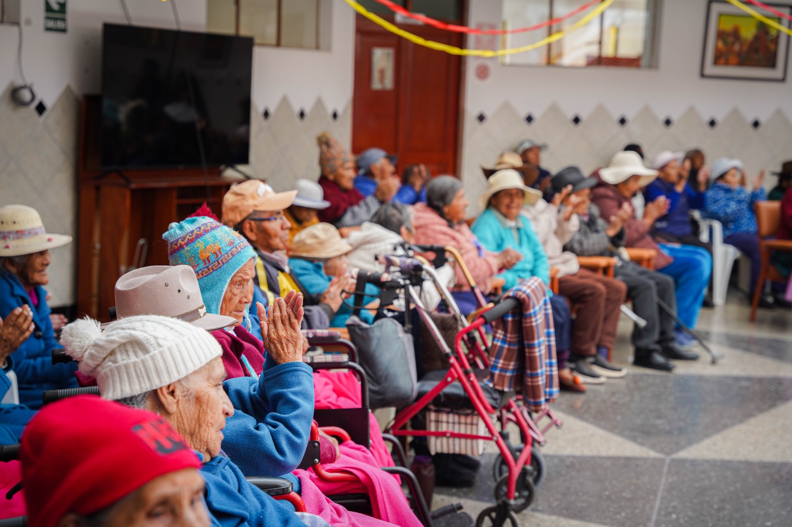 Corte de Cusco y ODANC brindaron información en el Centro Gerontológico San Francisco de Asís