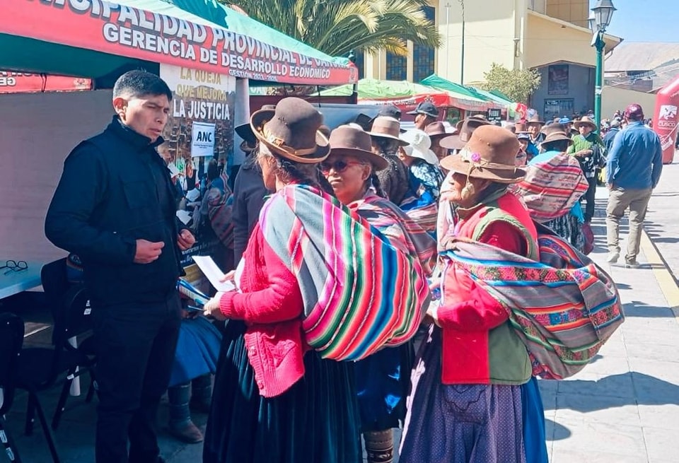 Oficina Descentralizada de la Autoridad Nacional de Control realizó camapaña "La Queja que mejora la Justicia" en Canchis