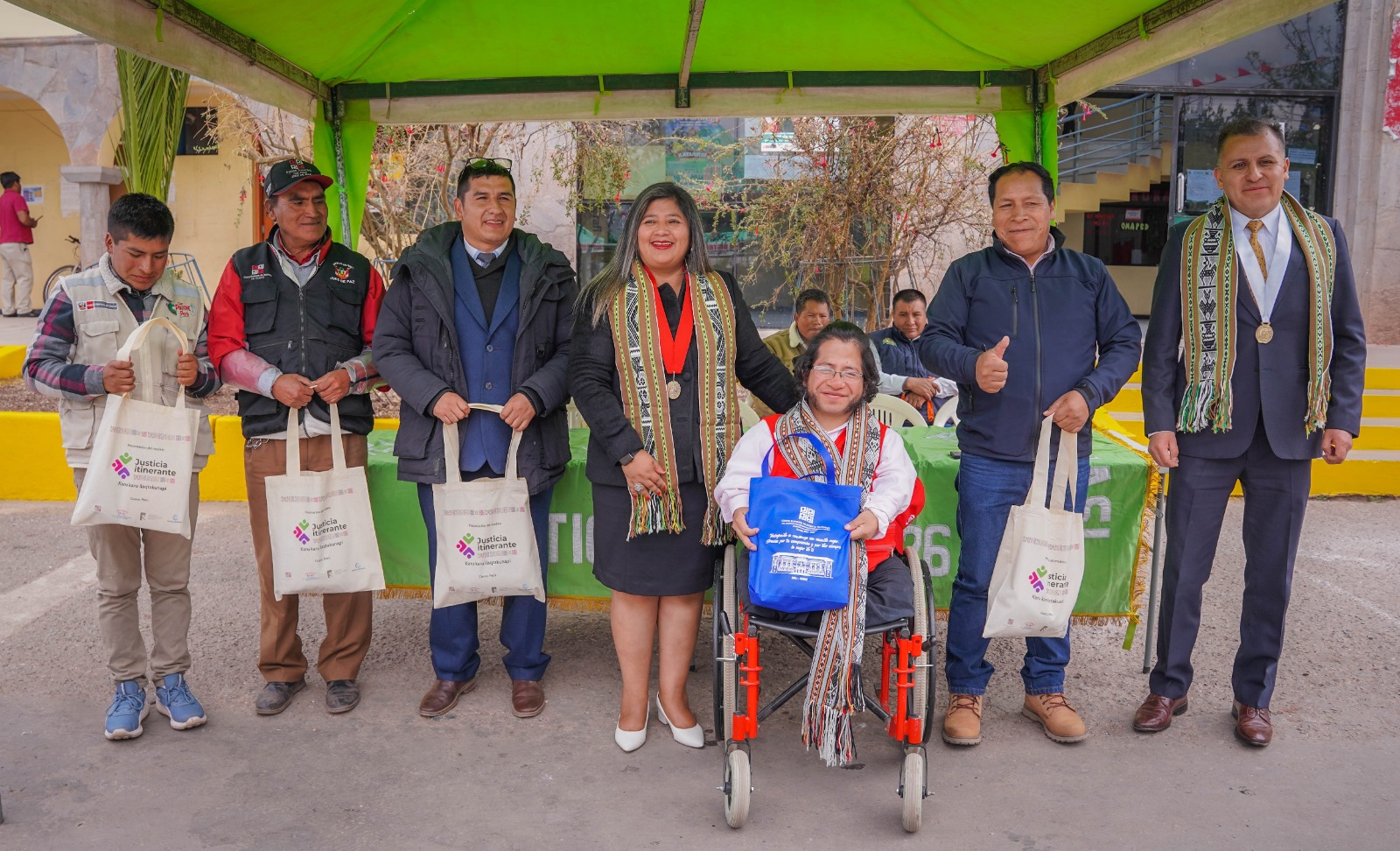 Corte de Cusco participó en la "II Feria Informativa de Inclusión Social" en el distrito de Ancahuasi