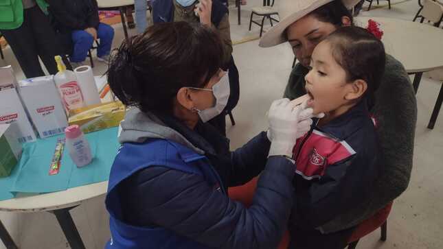 Municipalidad ejecuta campañas en colegios para disminuir enfermedades bucales