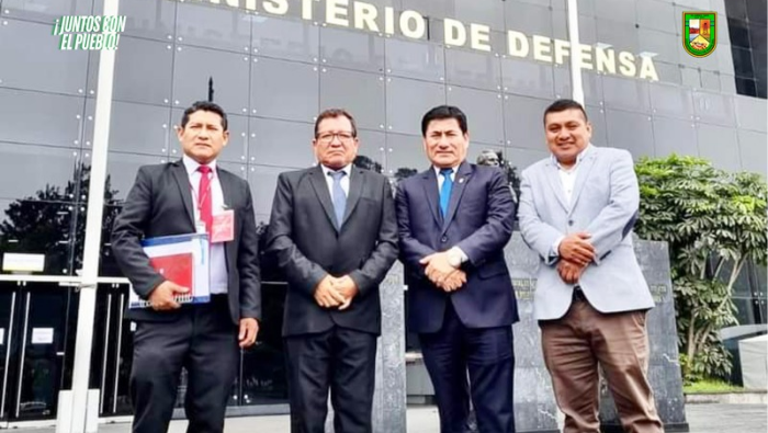 Foto Alcalde Javier Pazo participa de reunión sobre problemática de asaltos en altamar