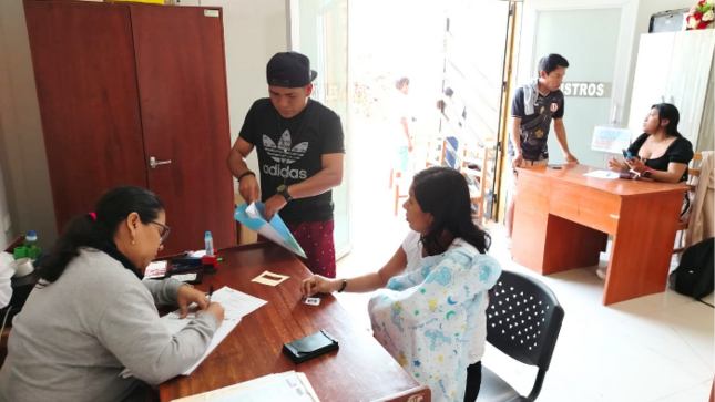 Foto Realizan campaña de trámites de DNI