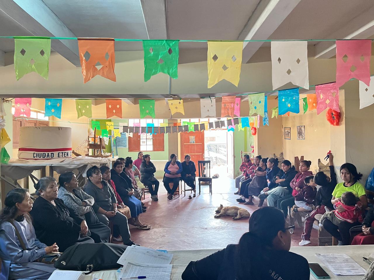 fortalecen capacidades de madres de comedores 2
