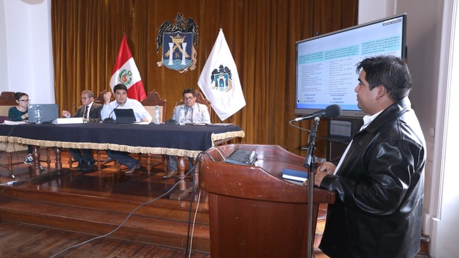 Cinco urbanizaciones ya tienen expedientes para la mejora de pistas