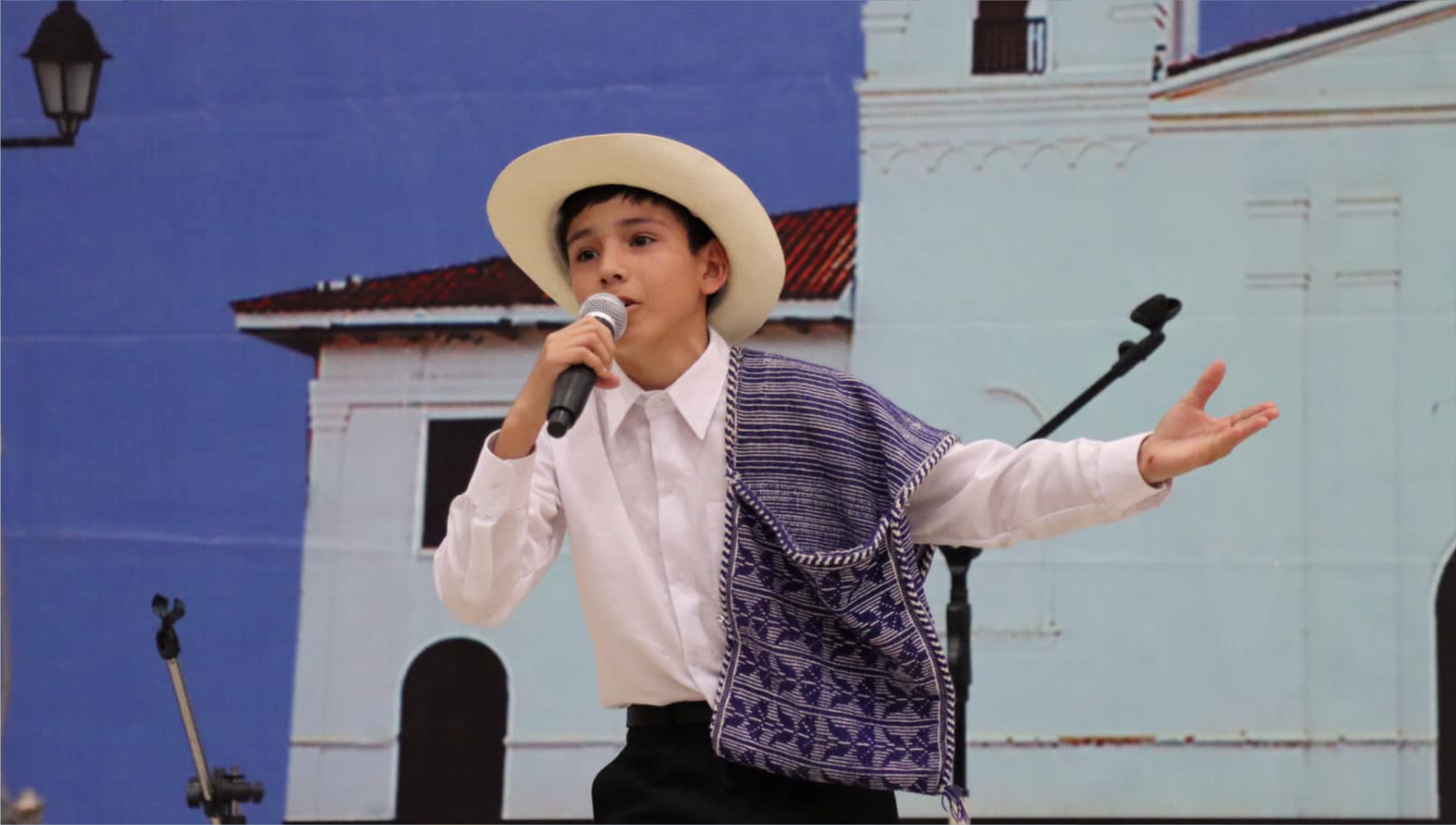 Estudiantes Amazonenses Brillan en Canto Solista en los JFEN 2024 Etapa Regional