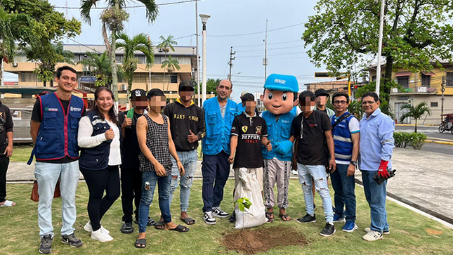 Alcalde de Maynas impulsa jornada de reforestación en Plaza 28 de Julio