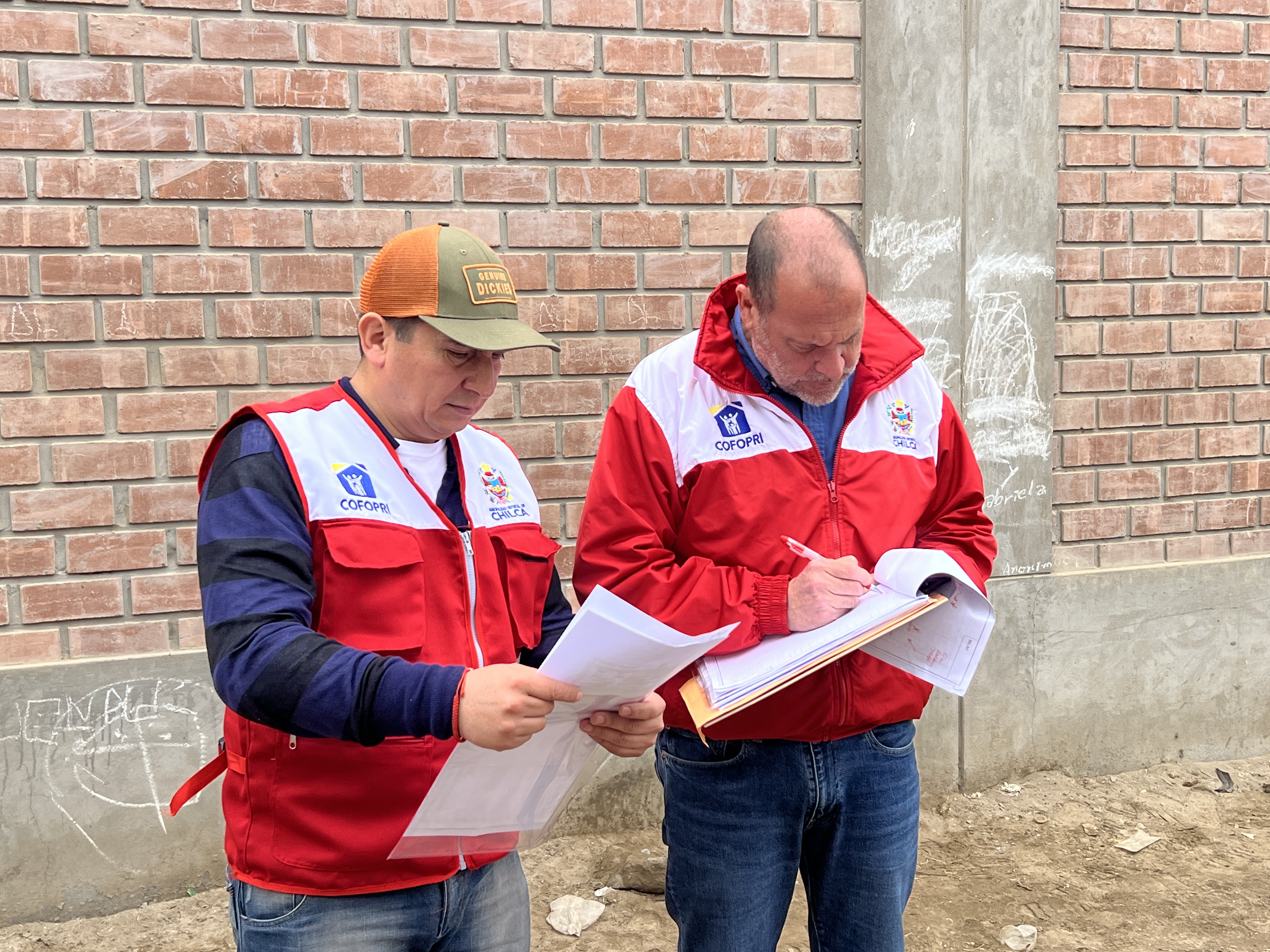 Cofropi recopila información documentaria e inspección de campo en la Agrupación familiar ‘Manuel Chauca Balcázar de la selva'.