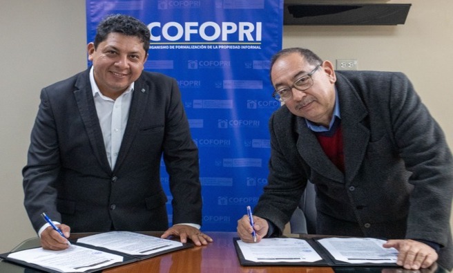 Firma de suscripción de convenio de cooperación interinstitucional entre Cofopri y las Municipalidades de San Juan Bautista y Punchana beneficiaría a más de 24 mil pobladores.