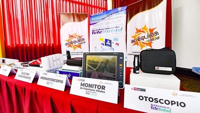Arequipa: Minsa realiza entrega de equipos biomédicos para fortalecer la Red Nacional de Telesalud