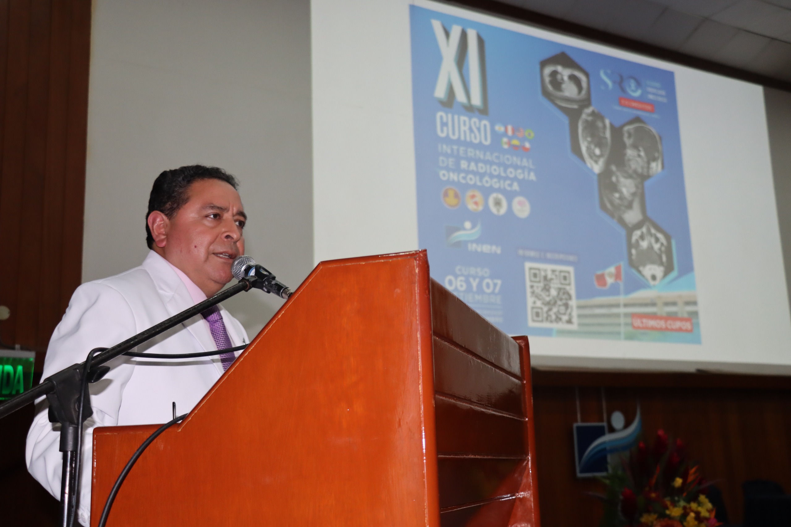 INEN reúne a expertos internacionales para fortalecer el abordaje de la radiología oncológica
