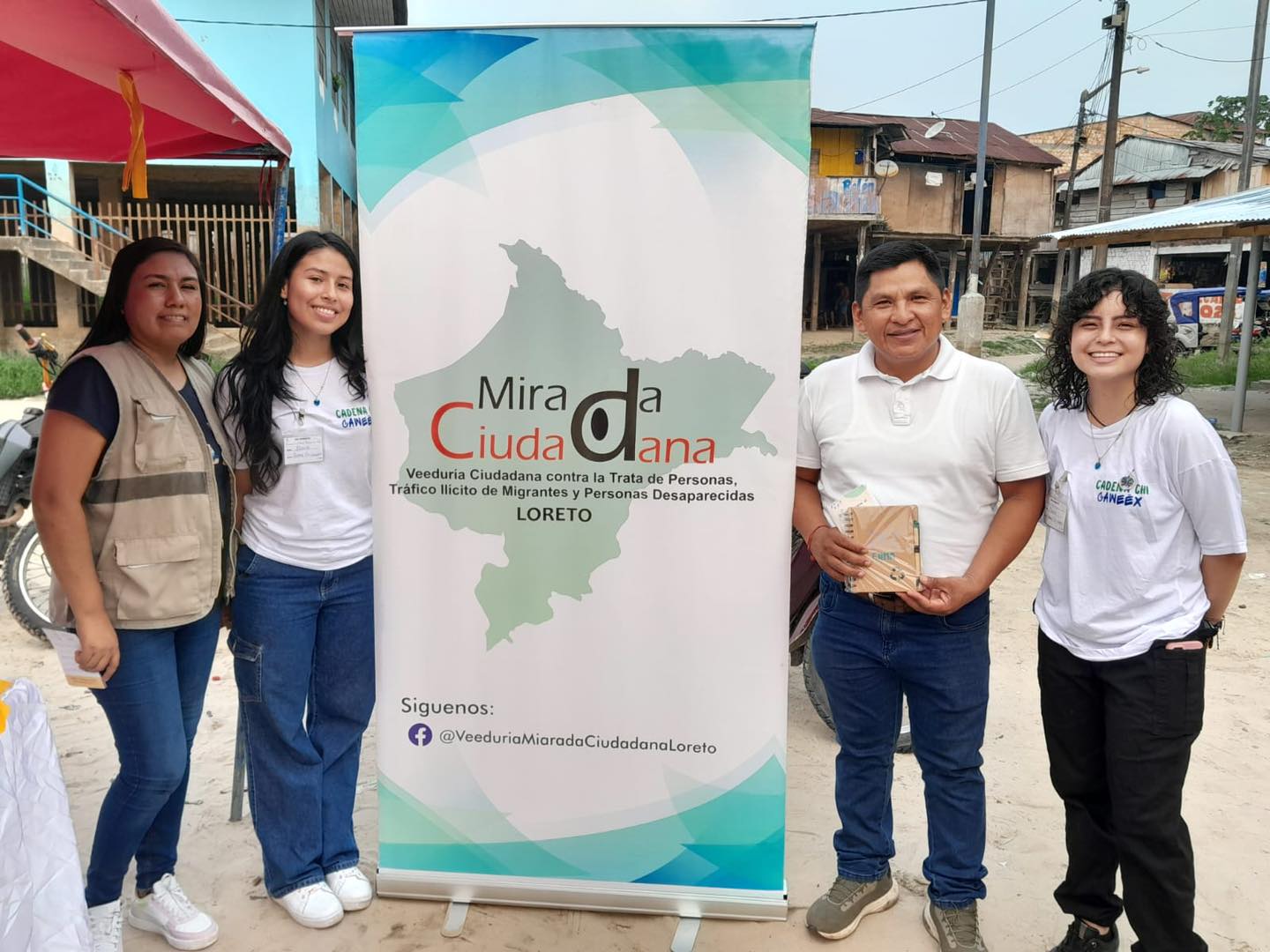 la Municipalidad Distrital de Belén, Tony Isuiza Tangoa, participó de la feria informativa “Creciendo sin miedo, viviendo con amor”