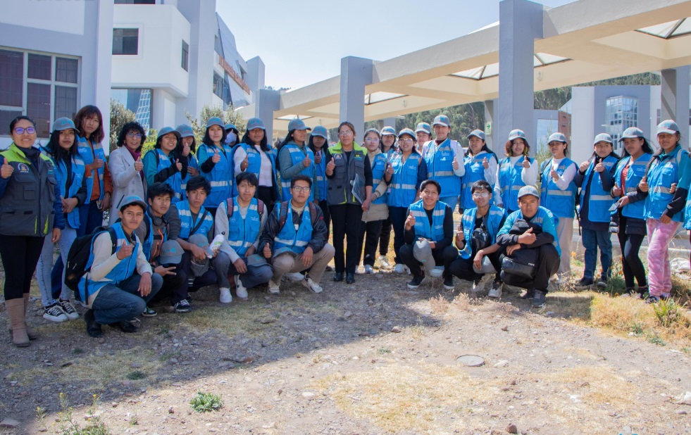 ¡Fortaleciendo la Eco sostenibilidad de Puno! especialistas realizaron capacitación a promotores ambientales juveniles