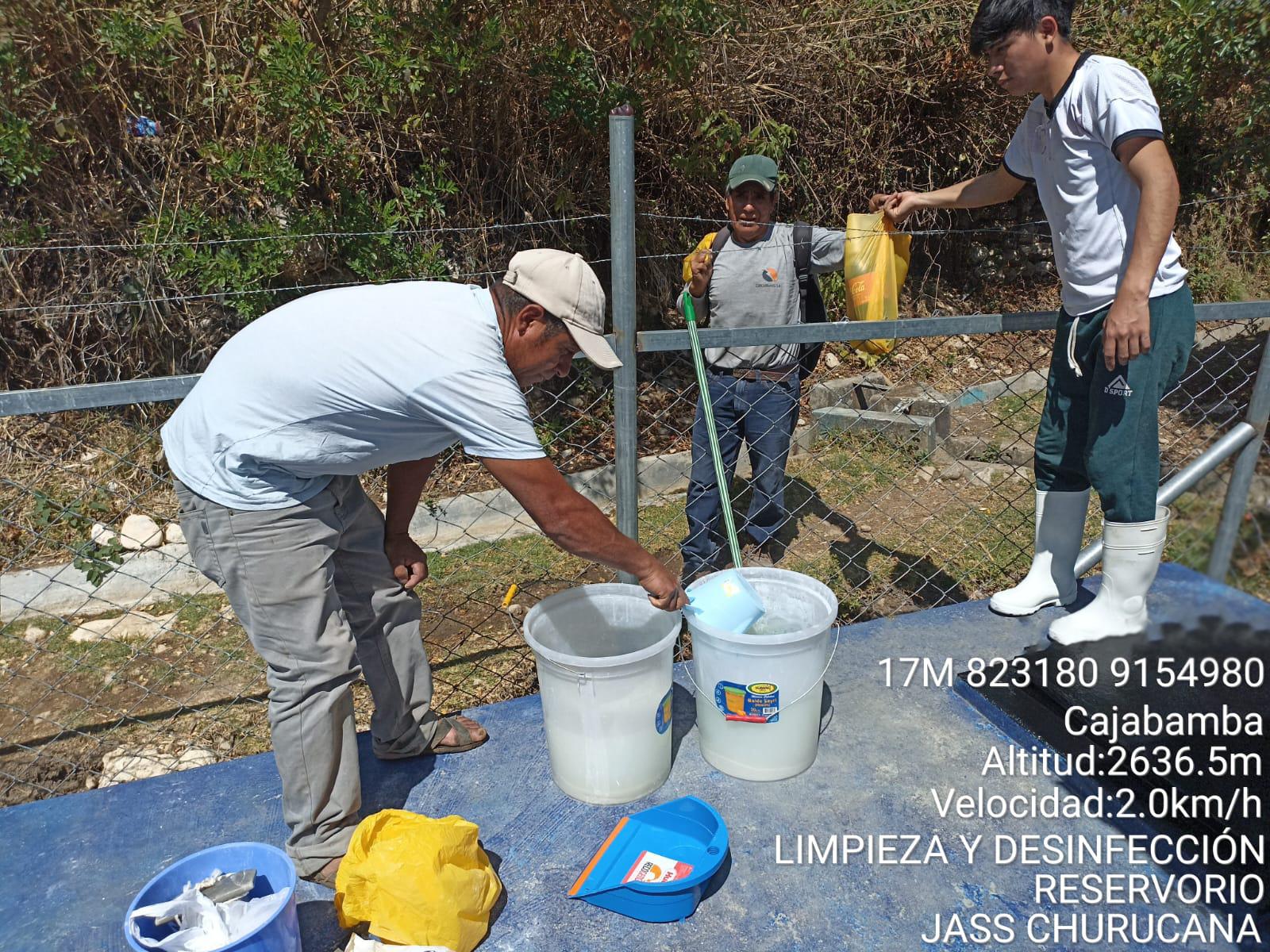 Mejoramos la calidad del agua en ocho caseríos de Cajabamba