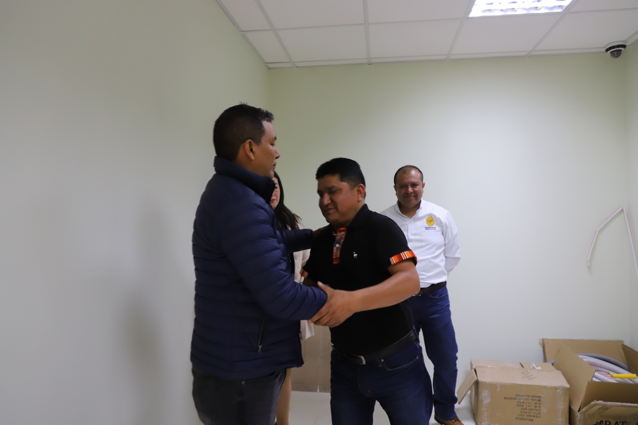 Visita a la cámara GESELL de Cajabamba en su 80% de avance