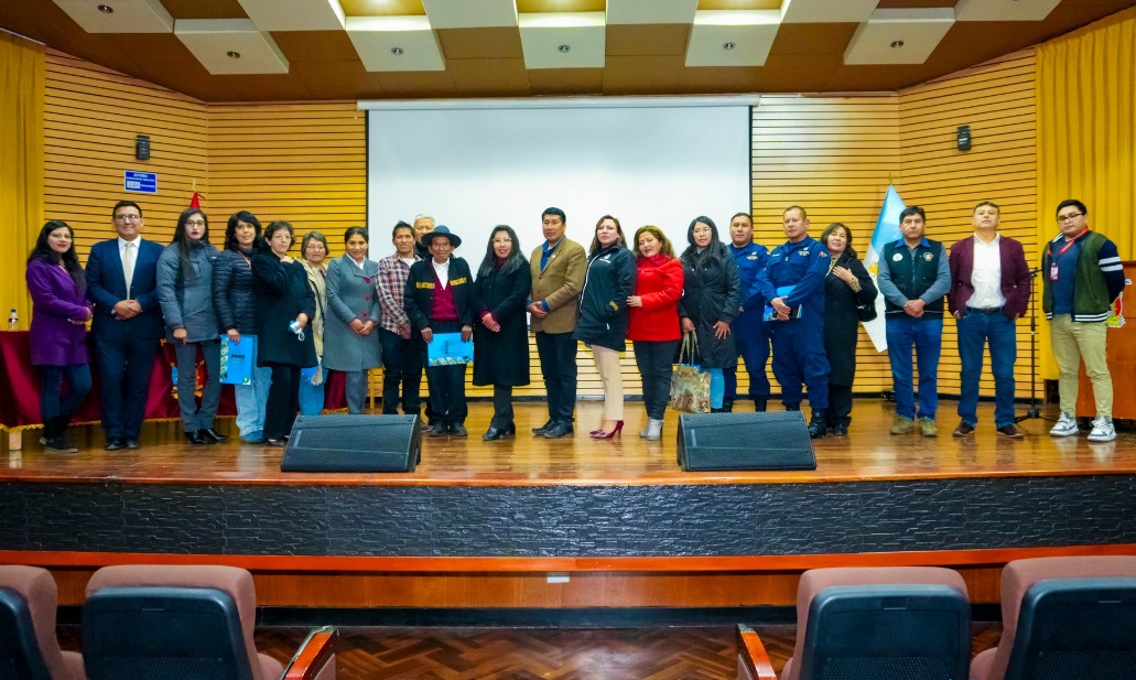 Mesa de trabajo para abordar la problemática del sector turismo en Puno