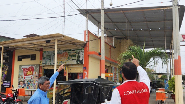 Tumbes. – El programa de Mentores de Control Social (MCS) de la Contraloría inició sus visitas de vigilancia ciudadana en la Municipalidad Provincial de Zarumilla en razón al informe N.º 19247-2021-CG/PC-SVC que alertó que cinco cámaras de videovigilancia no funcionaban, hecho que afectaba el monitoreo permanente en el sistema de seguridad ciudadana y que a la fecha persiste. 